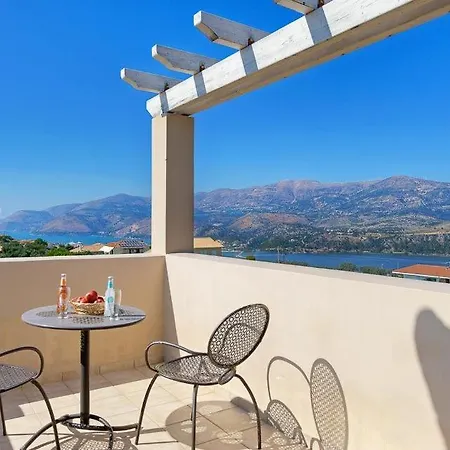 Lassi Sleeps 7 Pool Air Con Wifi Lassi (Kefalonia)