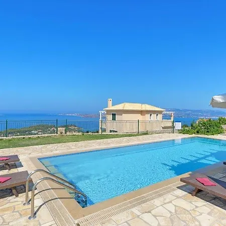 Villa Lassi Sleeps 7 Pool Air Con Wifi