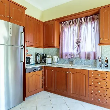 Villa Lassi Sleeps 7 Pool Air Con Wifi Lassi (Kefalonia)